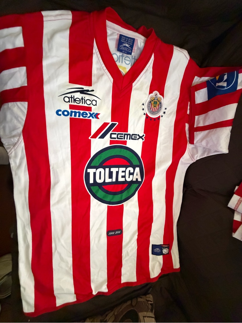 Chivas Vintage 2001 Authentic Atlética Mens Jersey- Size XL